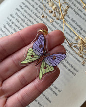 Load image into Gallery viewer, Keychain - Moth