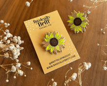 Load image into Gallery viewer, Sunflower Enamel Pin