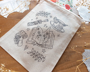 Book Sleeve - Bookish Doodles