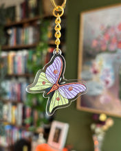 Load image into Gallery viewer, Keychain - Moth
