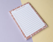 Afbeelding in Gallery-weergave laden, Dusty Pink To Do Notepad
